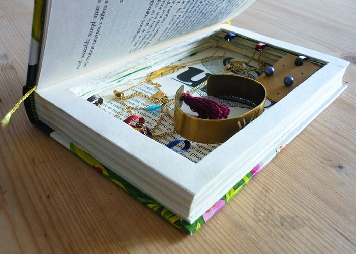 3 Id es Pour Upcycler Ses Vieux Livres